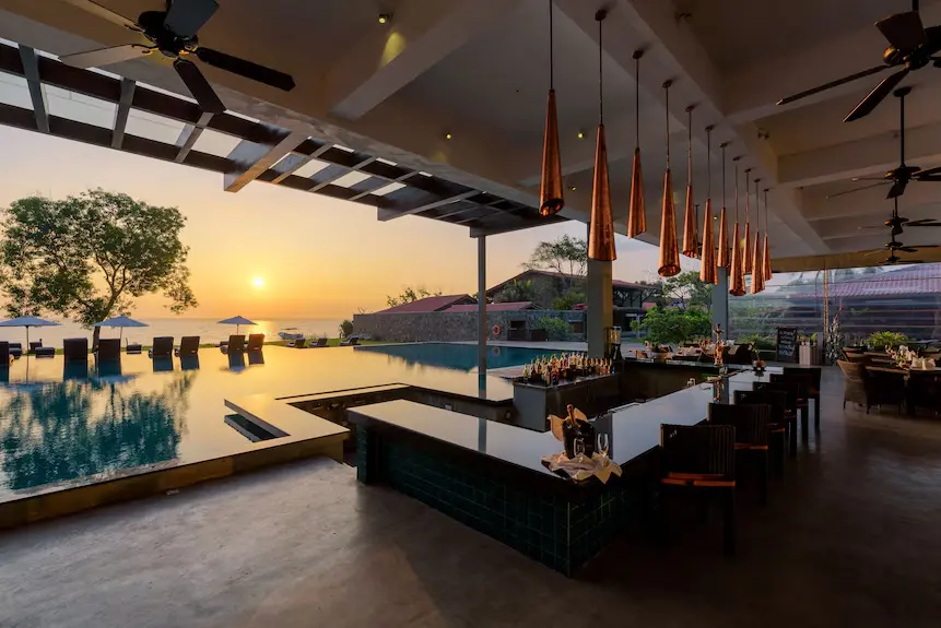 Lagoon and coastal vibes